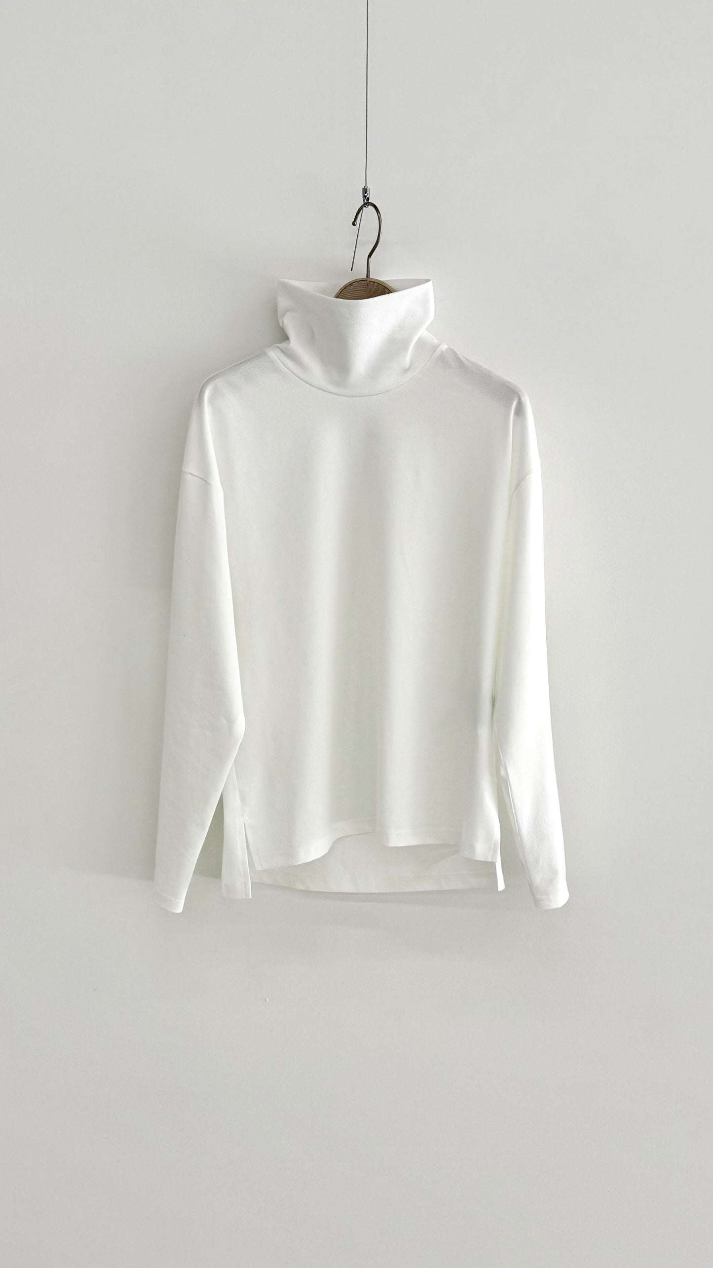 【OOOO】 WASHIロングスリーブハイネックTシャツ　[WHITE]