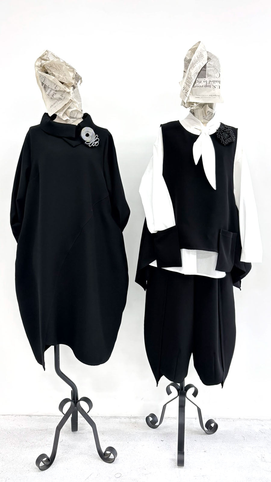 【WEB展 2027年1月予約商品】クロスジョーゼット イレヘムベスト ブラックフォーマル 日本製（057-5116）