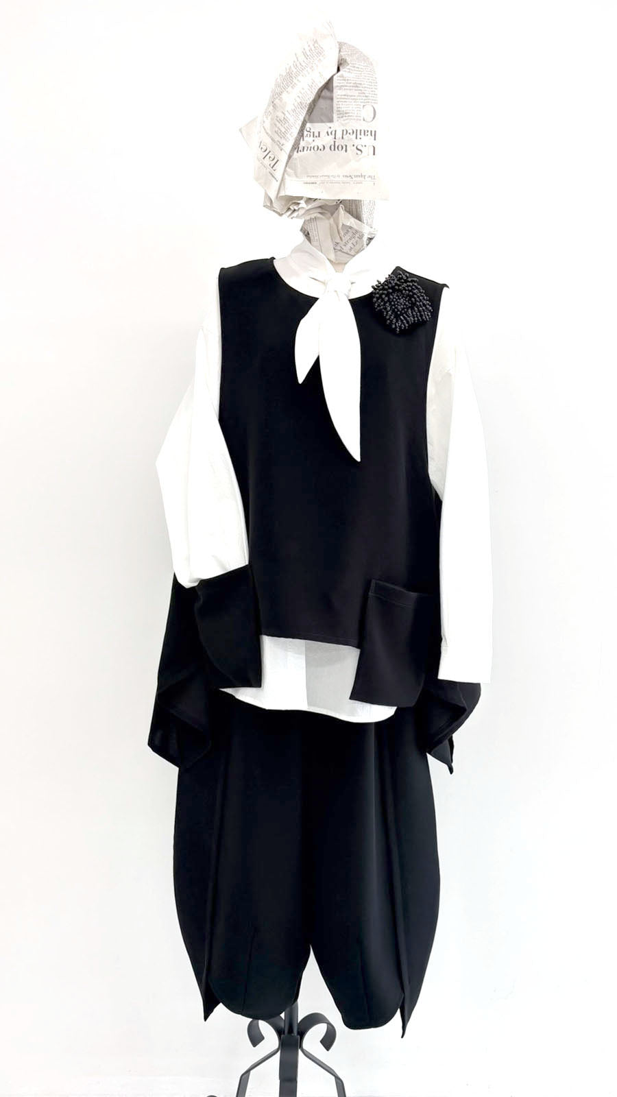 【WEB展 2027年1月予約商品】クロスジョーゼット イレヘムベスト ブラックフォーマル 日本製（057-5116）