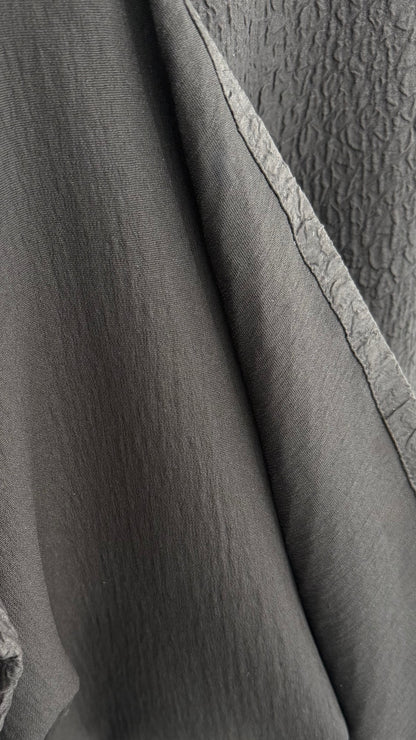 凹凸素材 ジャガード フレンチスリーブAラインワンピース 日本製(057-4982)