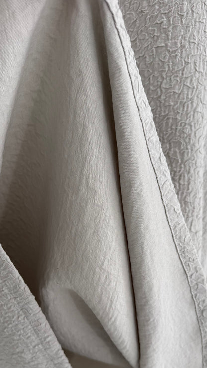 凹凸素材 ジャガード フレンチスリーブAラインワンピース 日本製(057-4982)