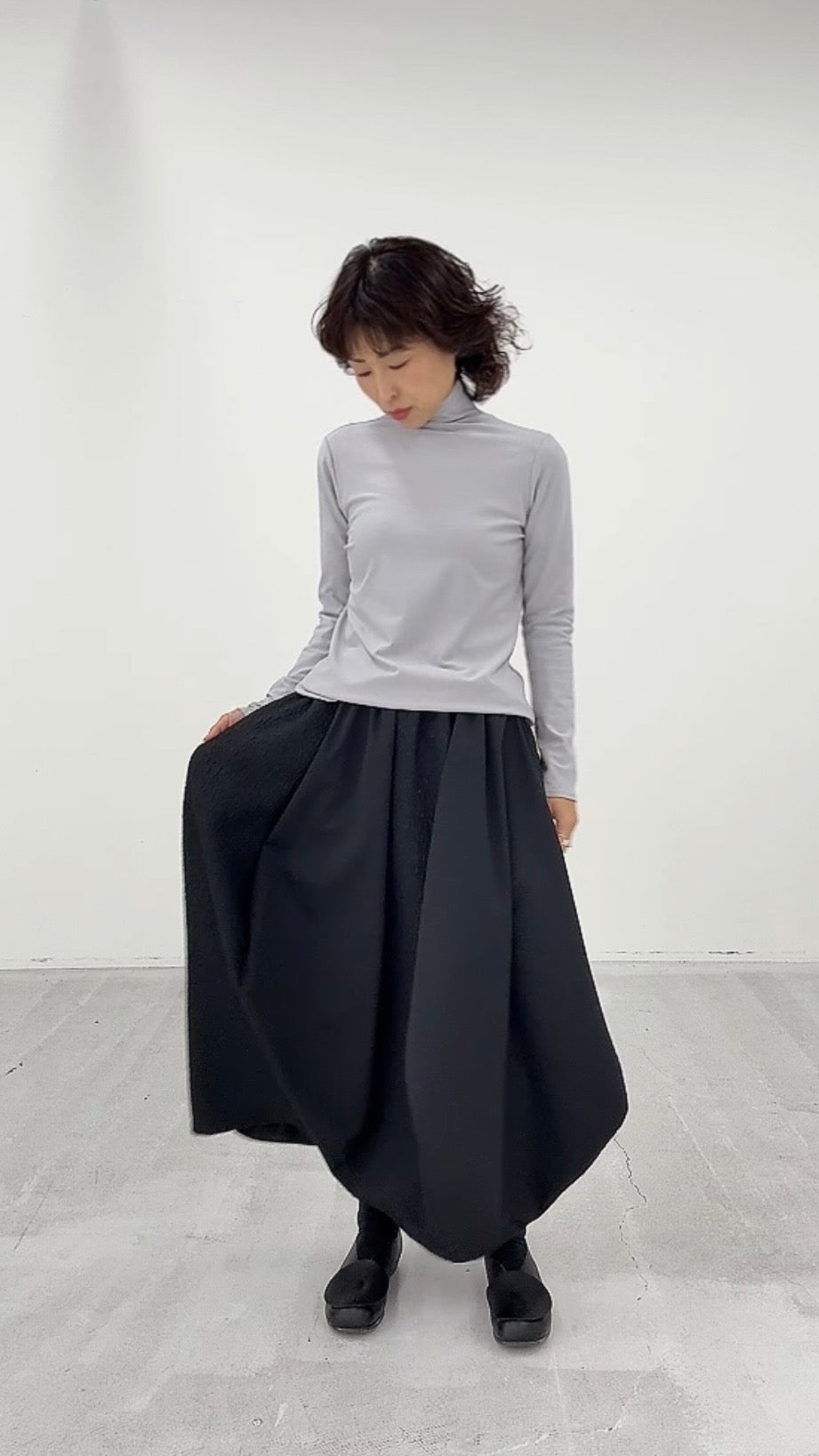 ソロテックストレッチバルーンスカート 日本製(057-4980)