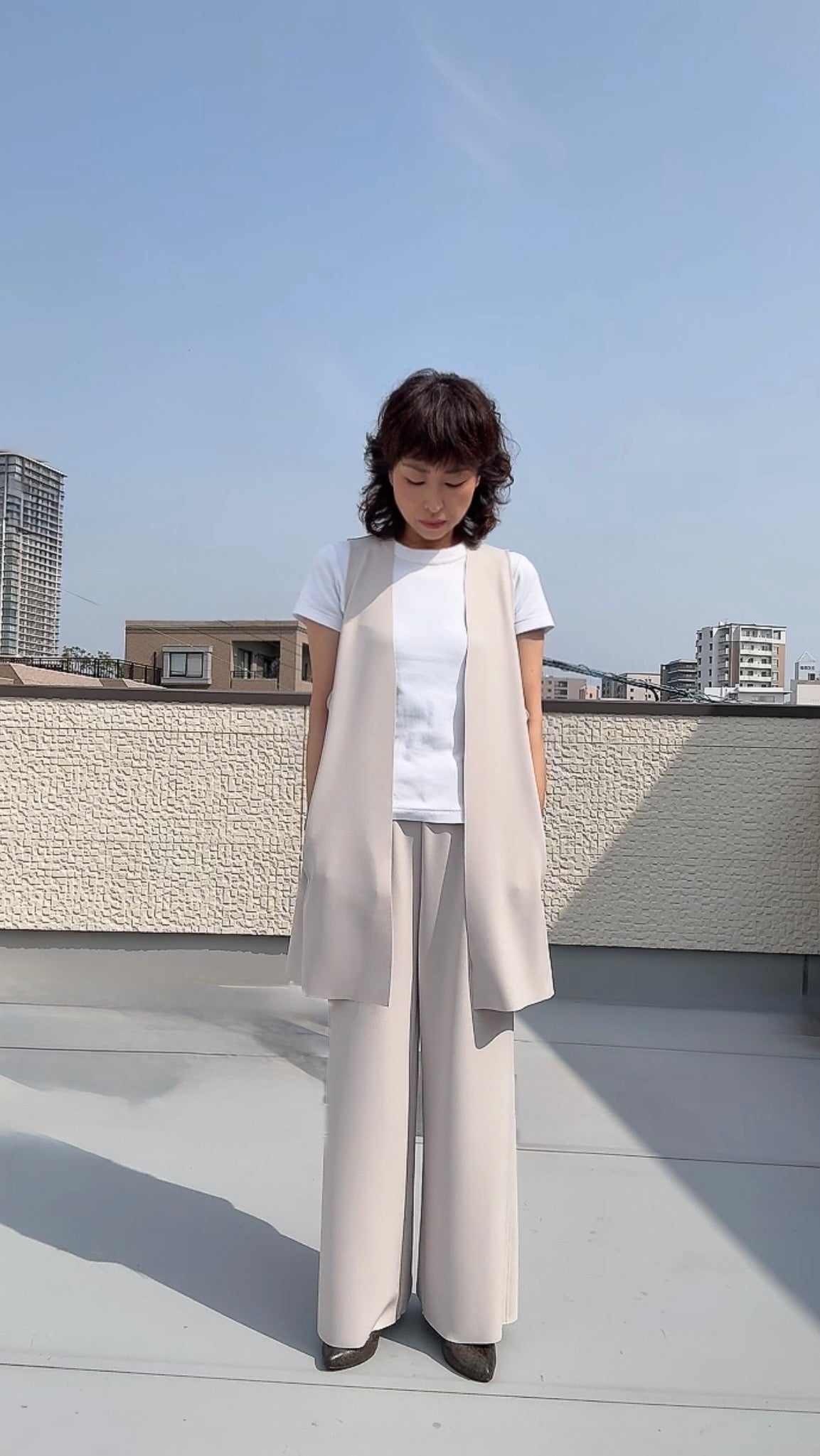 断ち切りダンボールニット ミドルジレ 065-3370