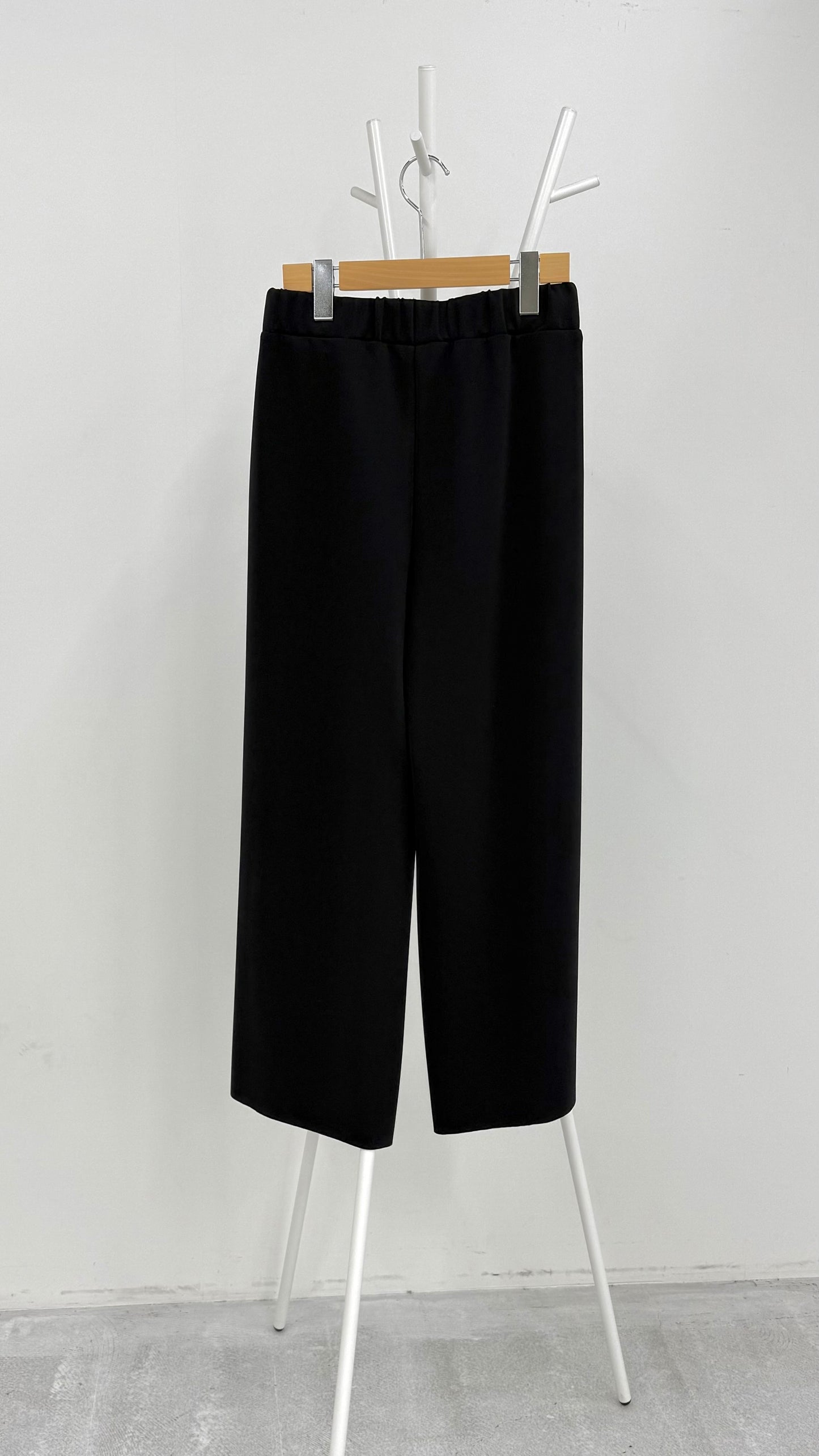 断ち切りダンボールニット パンツ 065-3373