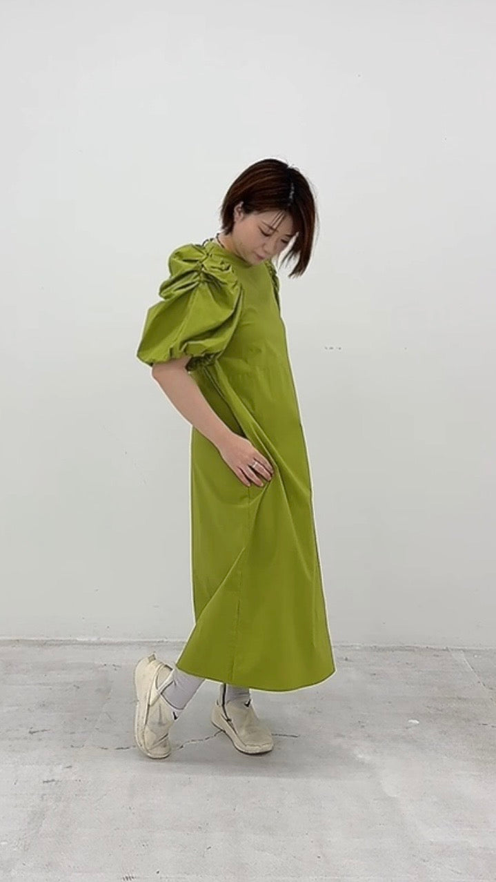 タック袖 バックジップワンピース 063-4304
