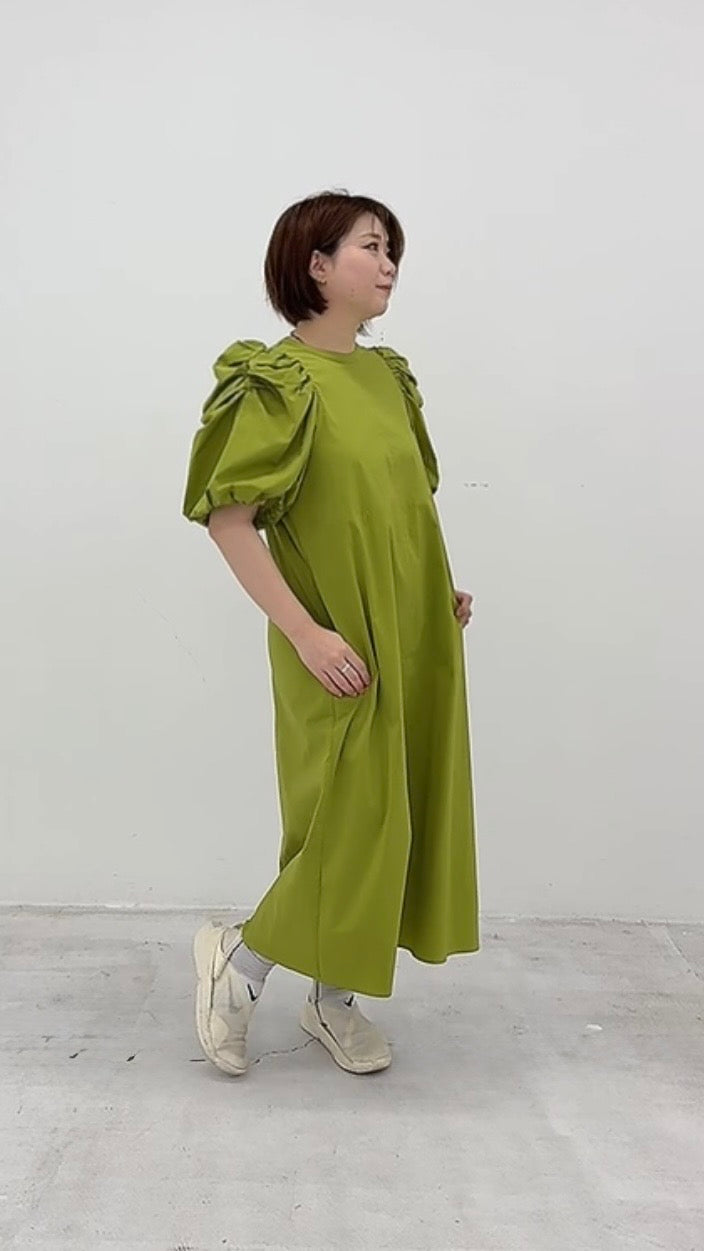 タック袖 バックジップワンピース 063-4304