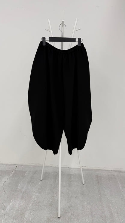 クロスジョーゼットラウンド変形パンツ ブラックフォーマル 日本製