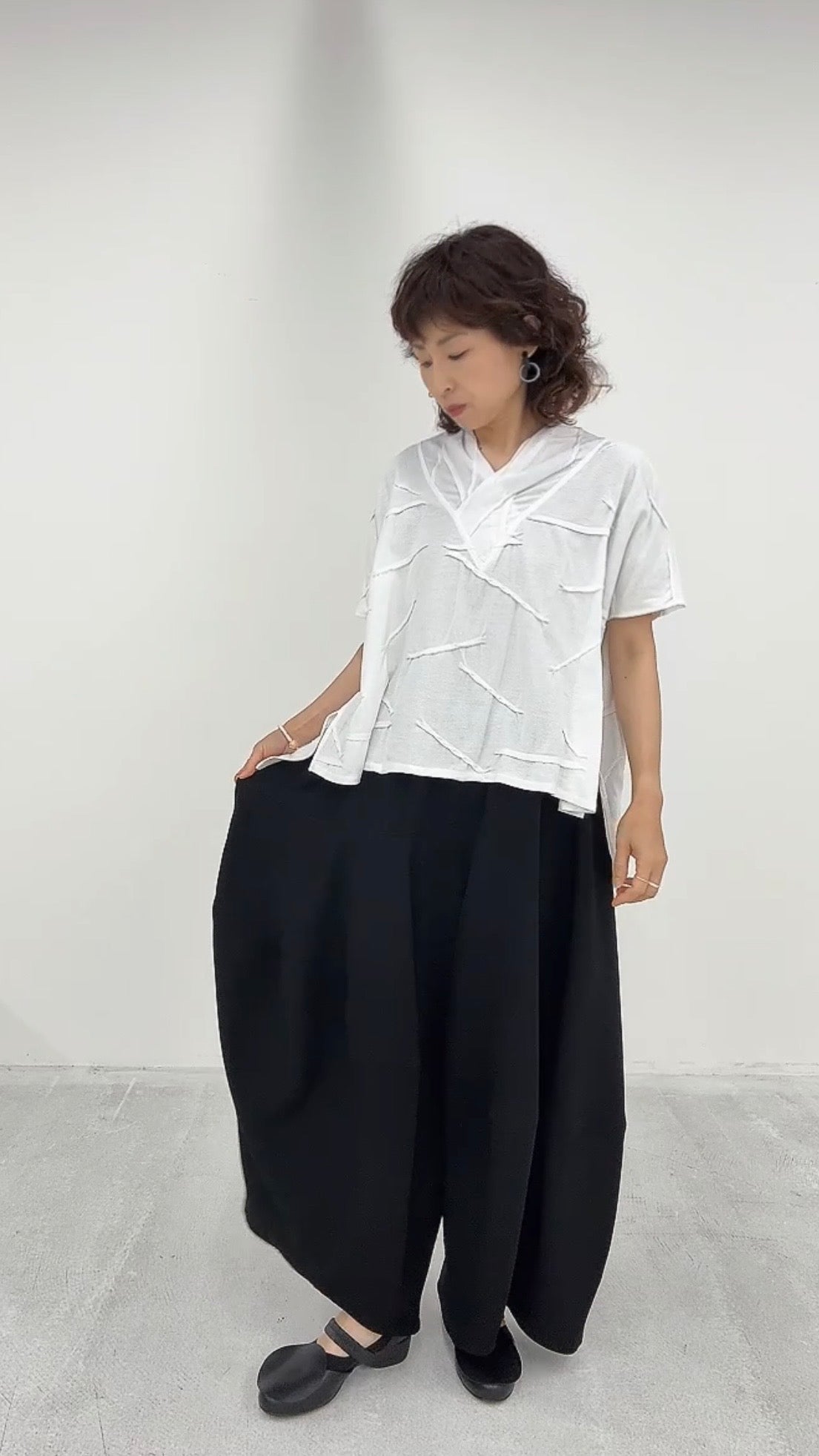 クロスジョーゼット切り替えバルーンパンツ ブラックフォーマル 日本製(057-4492)