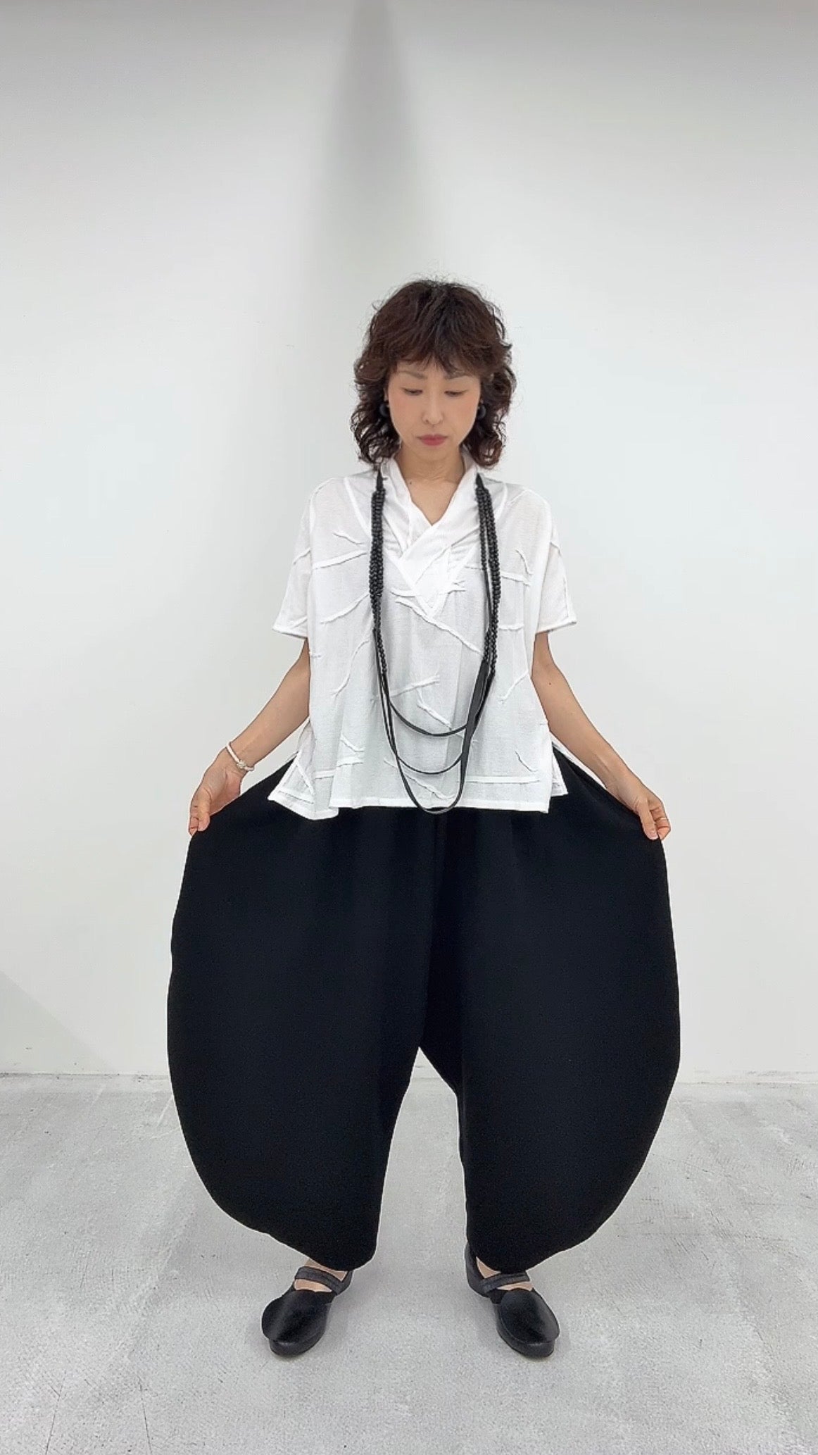 クロスジョーゼットラウンド変形パンツ ブラックフォーマル 日本製